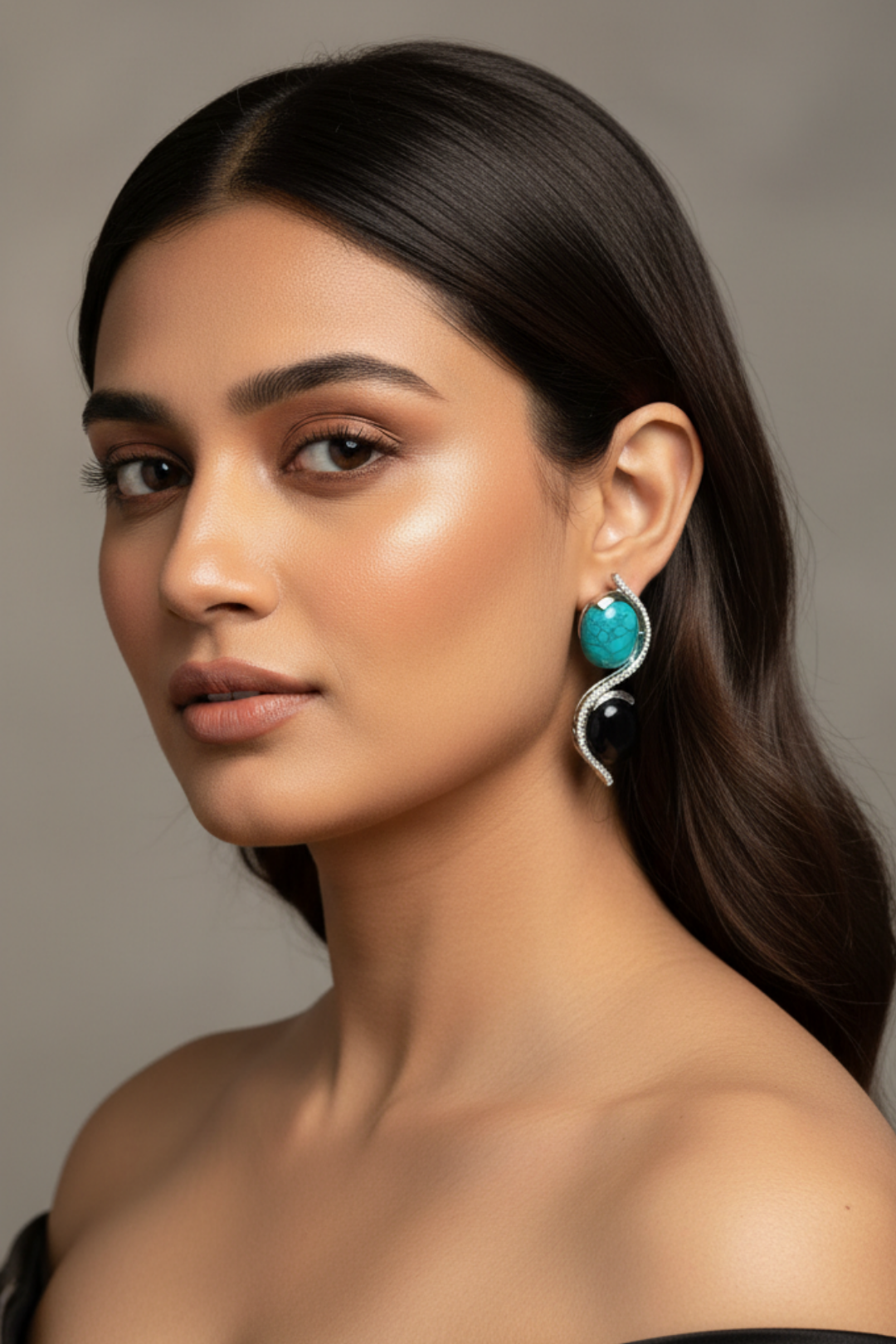 Ratna Tassel Stud Earrings