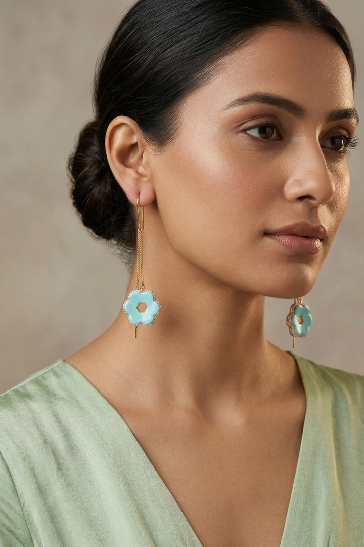 Anahita Sui-Dhaga Flower Drop Earrings