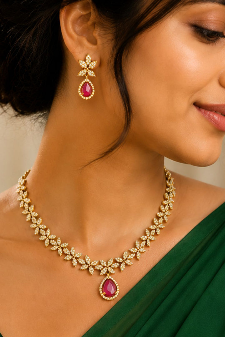 Kanak Noor Royal Minimalist Necklace