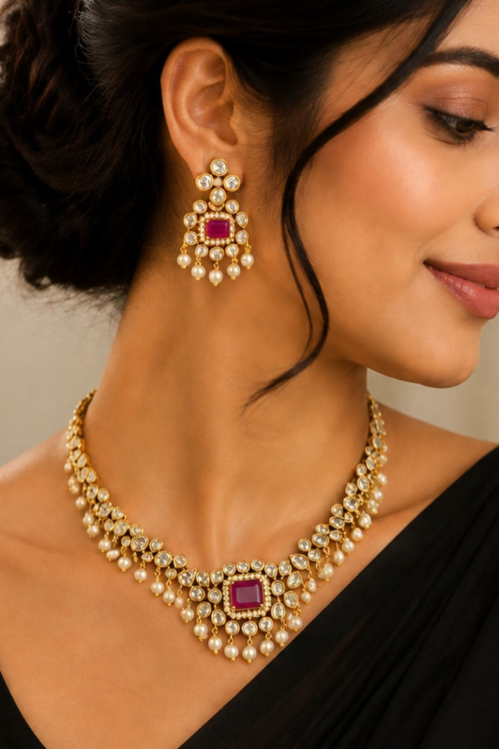 Zariya Royal Minimalist Pearl Necklace