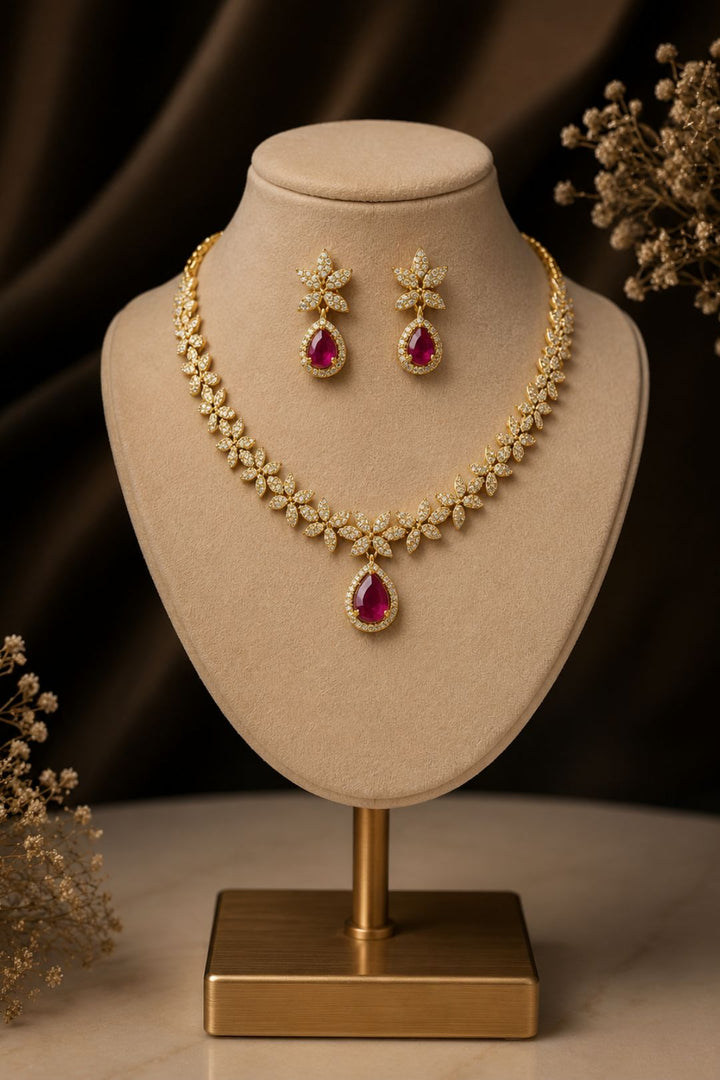 Kanak Noor Royal Minimalist Necklace