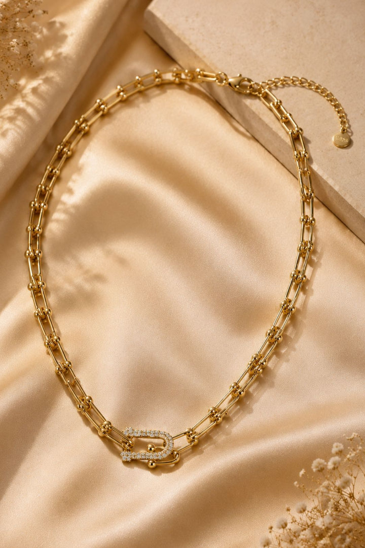 Vienna Golden Link Chain Pendant Necklace
