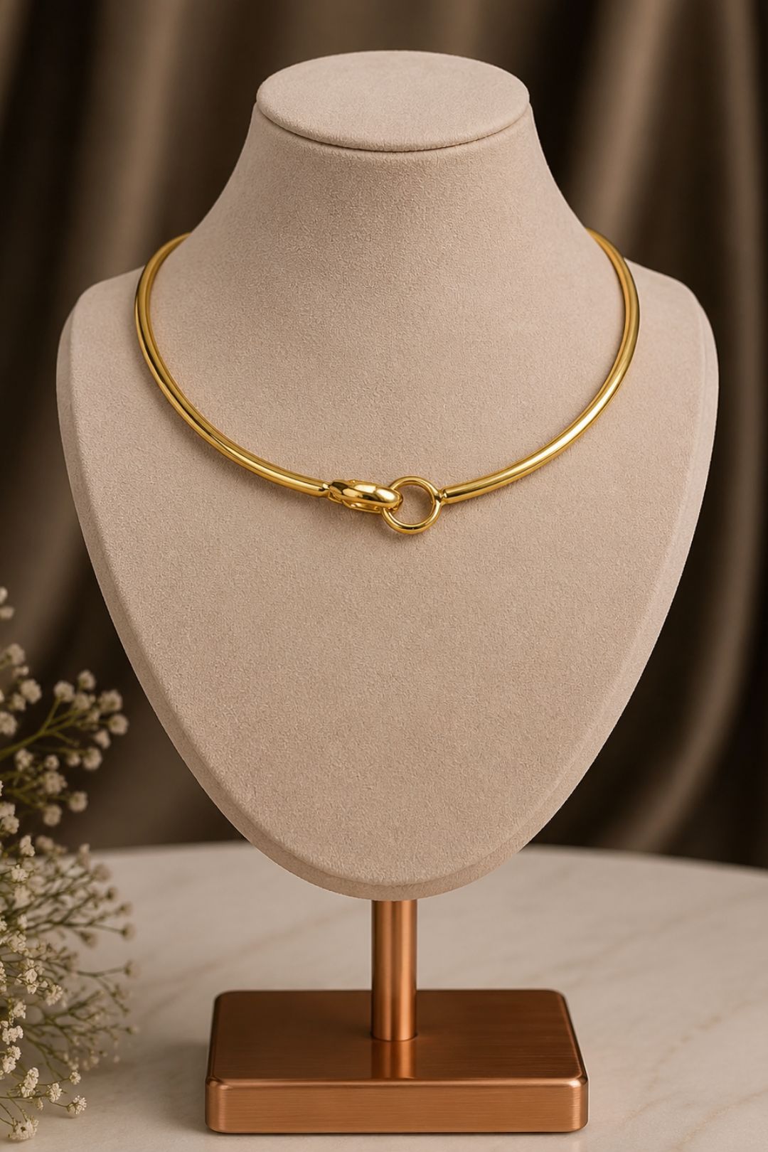 Arctic Golden Anchor Chain Necklace