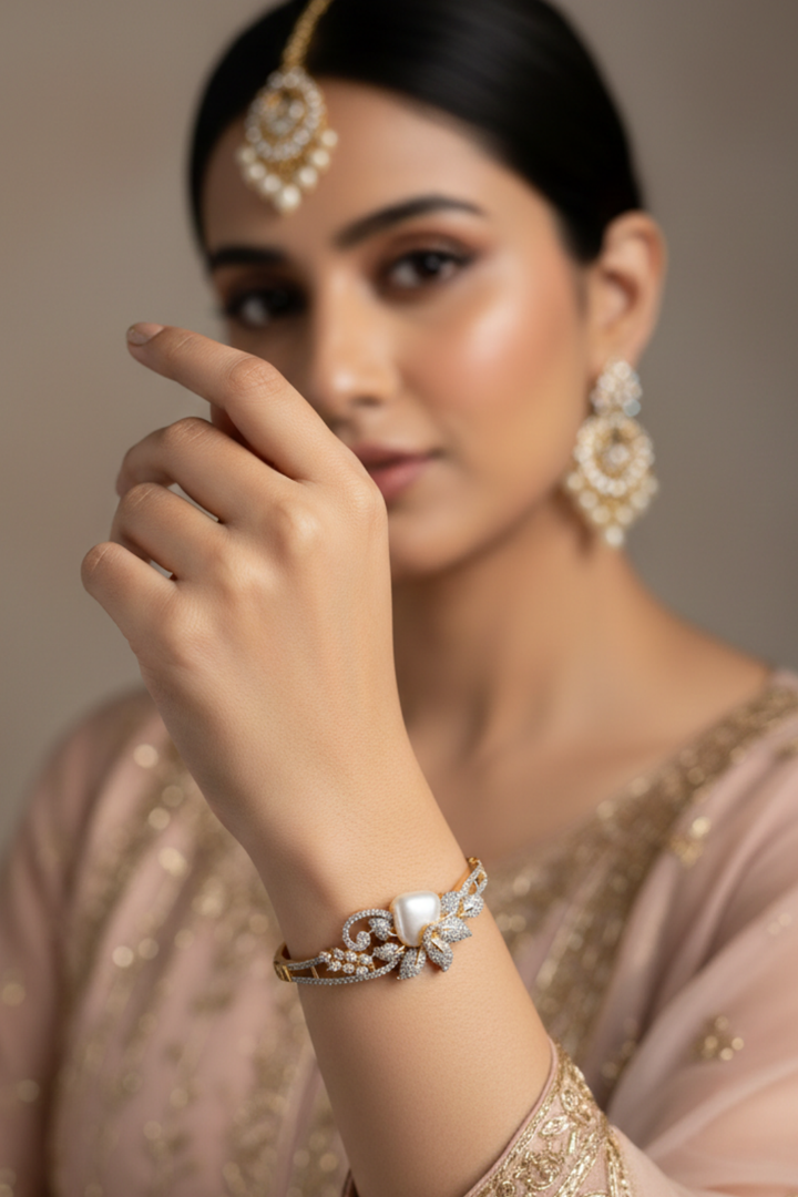 Mystic Pearl Bow AD Cocktail Bracelet