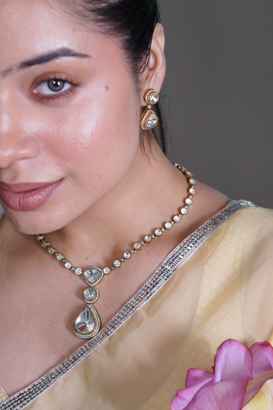 Nizami Golden Lightweight Polki String Necklace