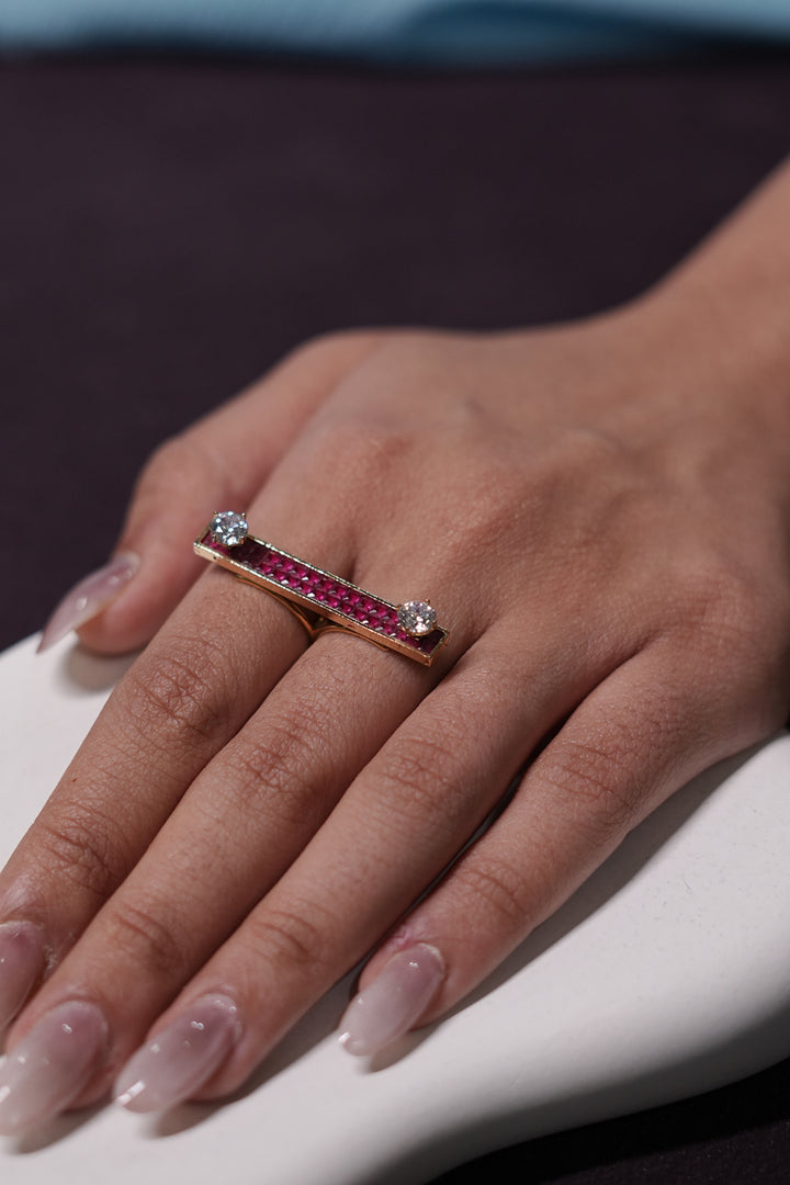 Crimson Long Bar Two Finger Ring