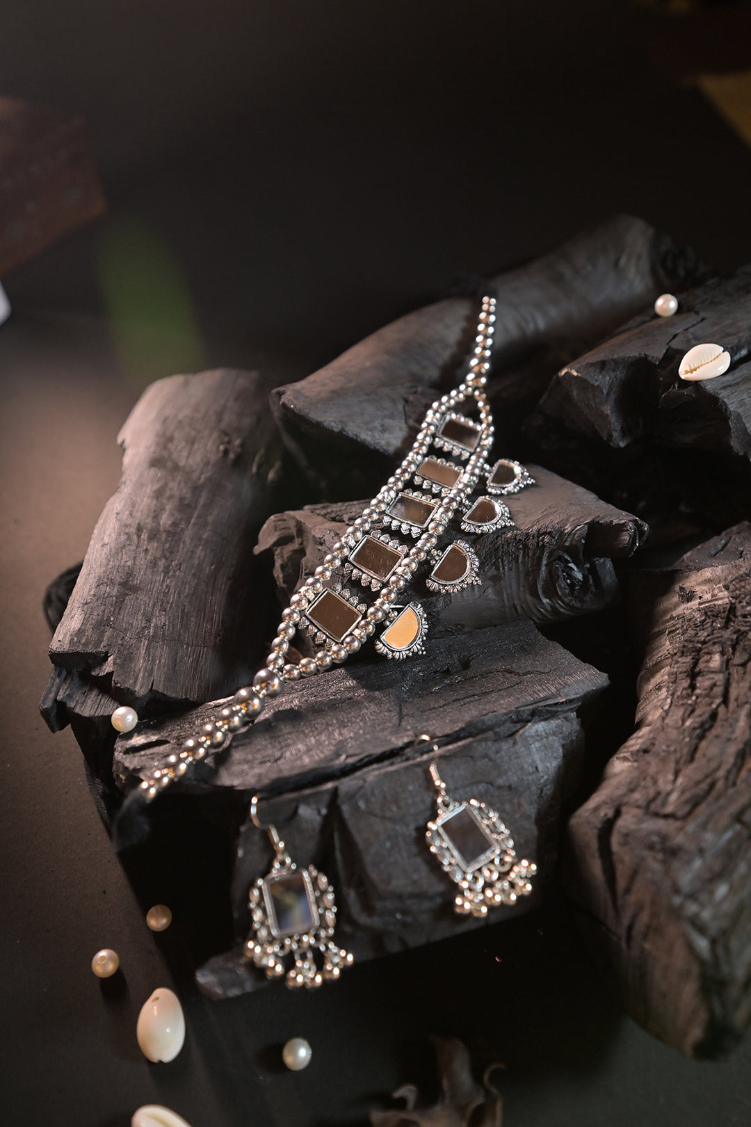 Raseshwari Mirror Silver Necklace Set