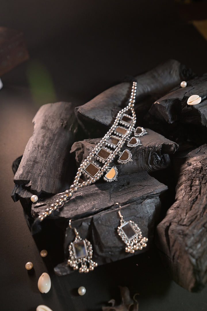 Raseshwari Mirror Silver Necklace Set