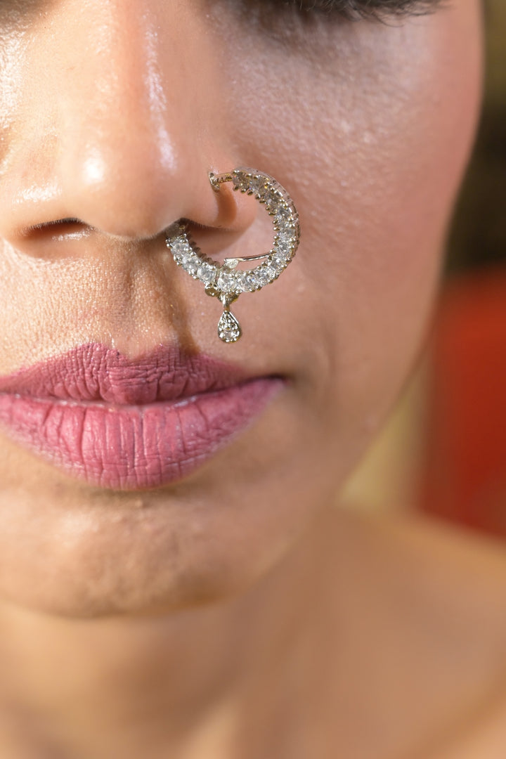 Wedding Diamond Small Circle Silver Nosering