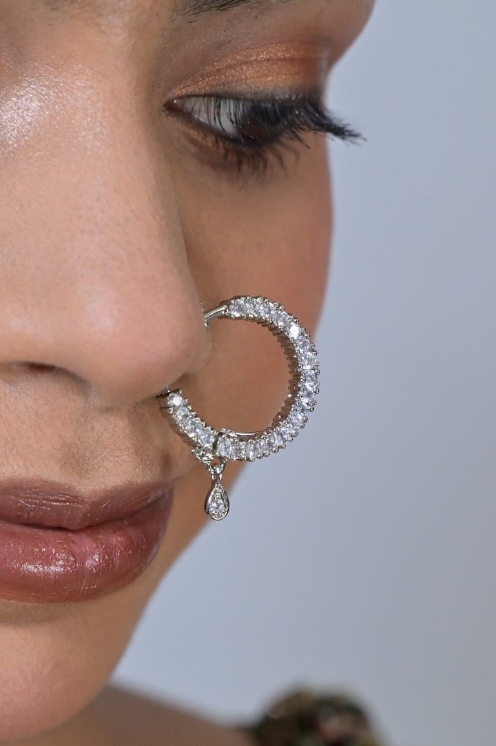 Wedding Diamond Small Circle Silver Nosering