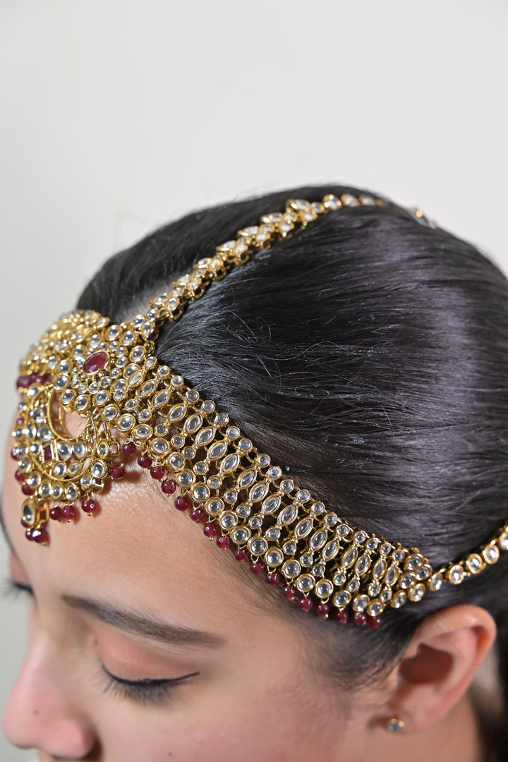 Devika Temple Bridal Maangtikka