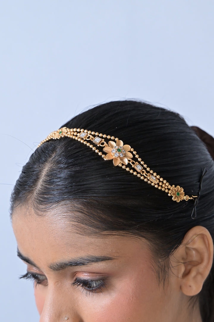 Prajakta Pearl Sheeshpatti