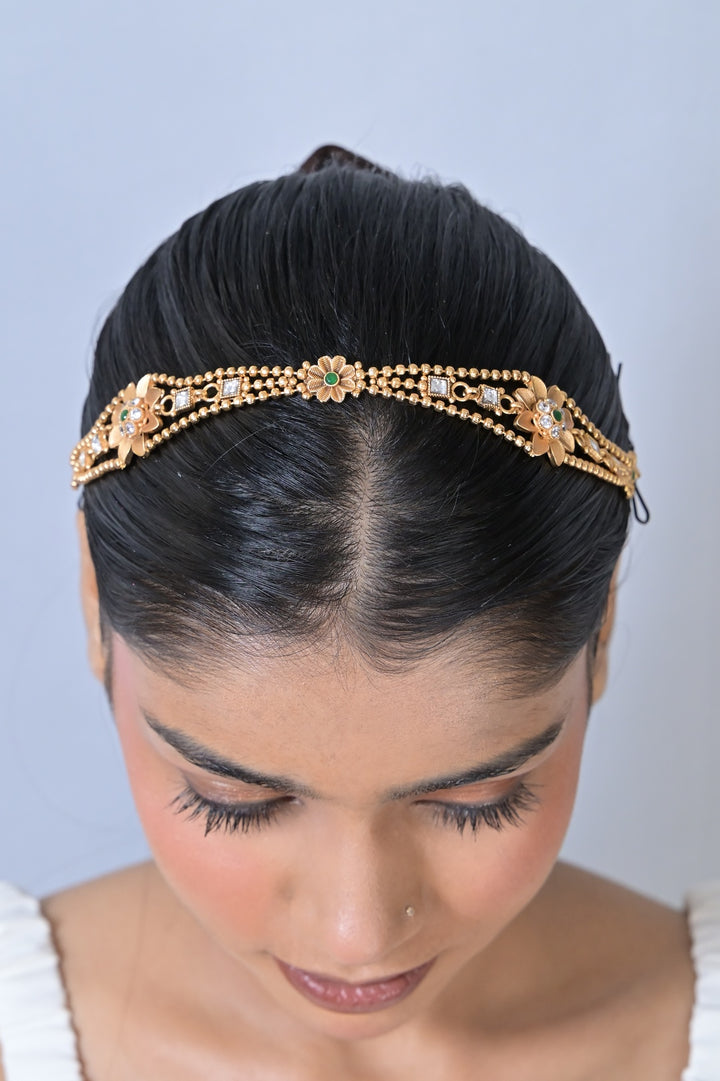 Prajakta Pearl Sheeshpatti