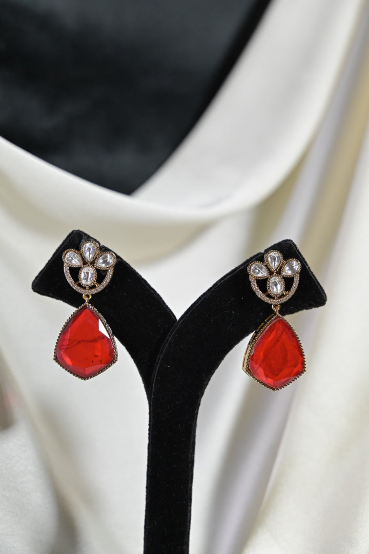SitaraSutra Kundan Victorian Choker Necklace