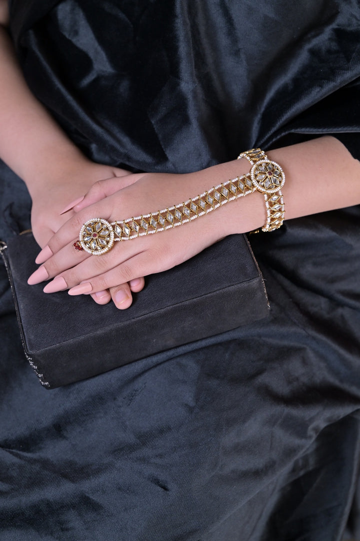 Chandani Kundan Pearl Bridal Hathpools