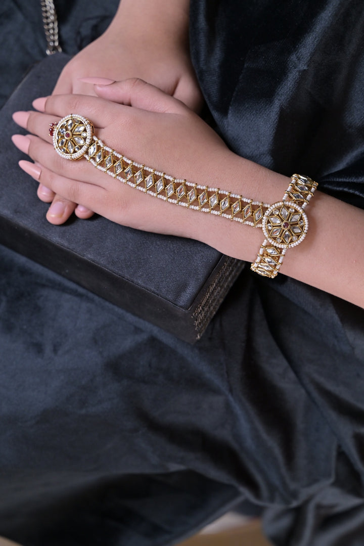 Chandani Kundan Pearl Bridal Hathpools