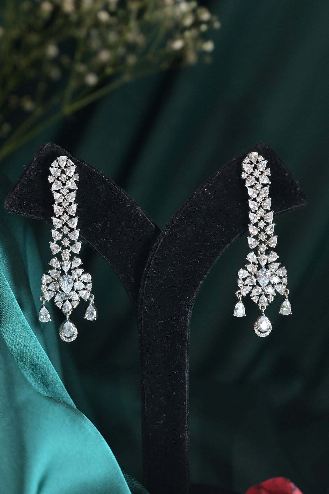 Arohi Diamond Chokar Necklace