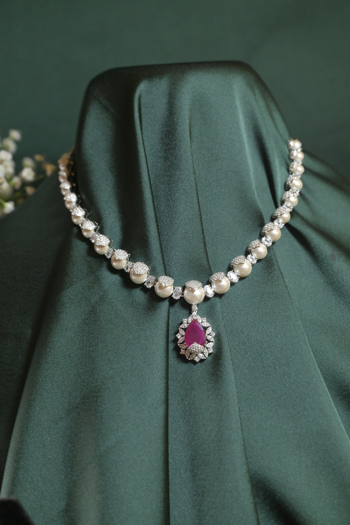 Trishla Pearl Pendant Glam Party Necklace