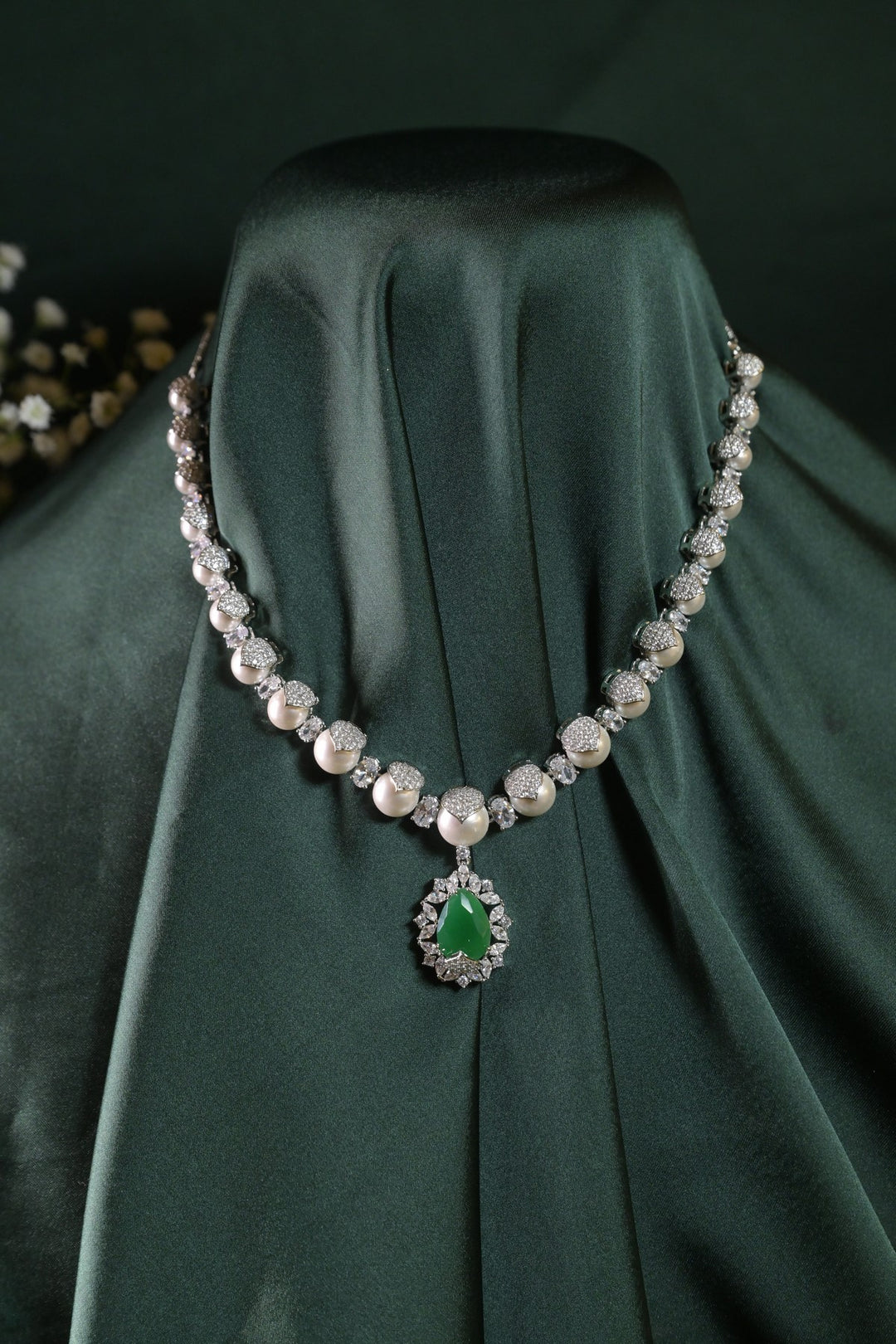 Trishla Pearl Pendant Glam Party Necklace
