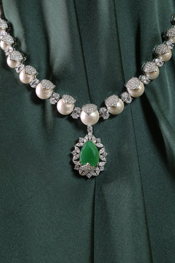 Trishla Pearl Pendant Glam Party Necklace