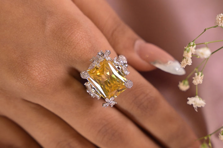 London Cocktail Gemstone Adjustable Ring