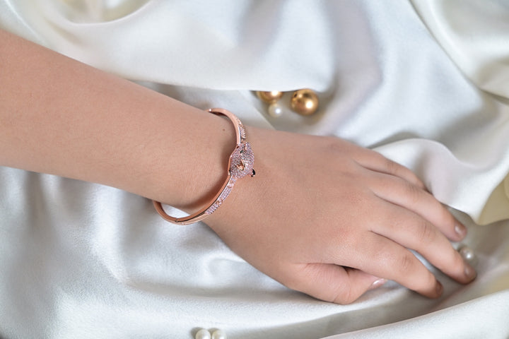 Helios Serpent Sleek AD Vacation Bracelet