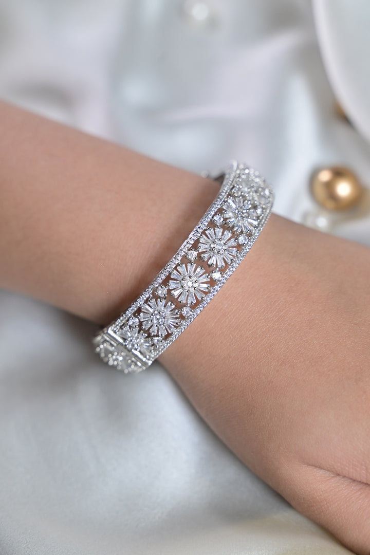 Shaadi Shimmer Diamond Bangle Bracelet