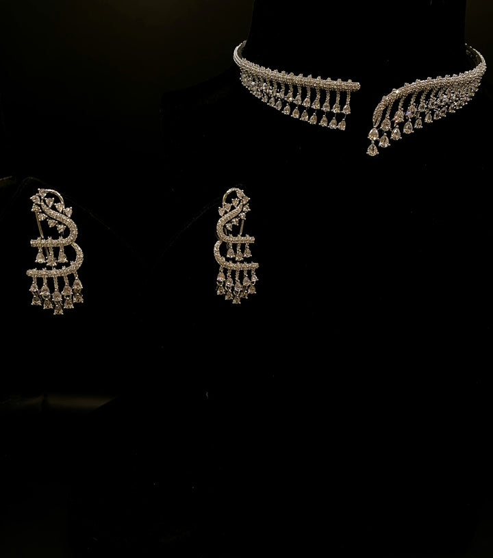 Prerna Cocktail Diamond Open Choker Necklace