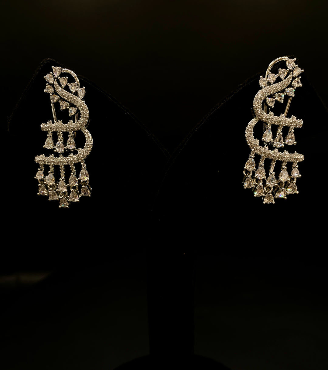 Prerna Cocktail Diamond Open Choker Necklace