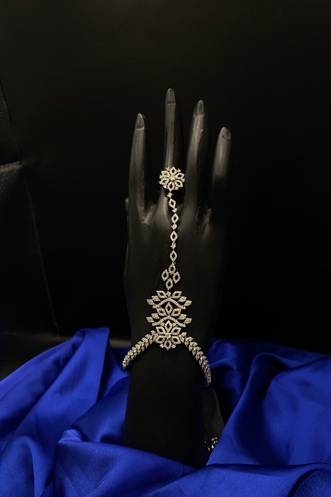 Sitaara Noor Engagement Hathphools