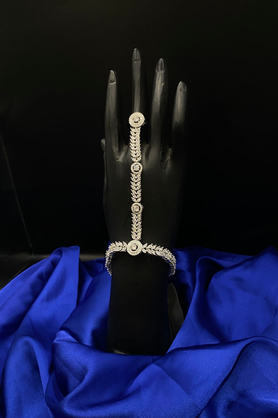 Aradhya Diamond Engagement Hathphools