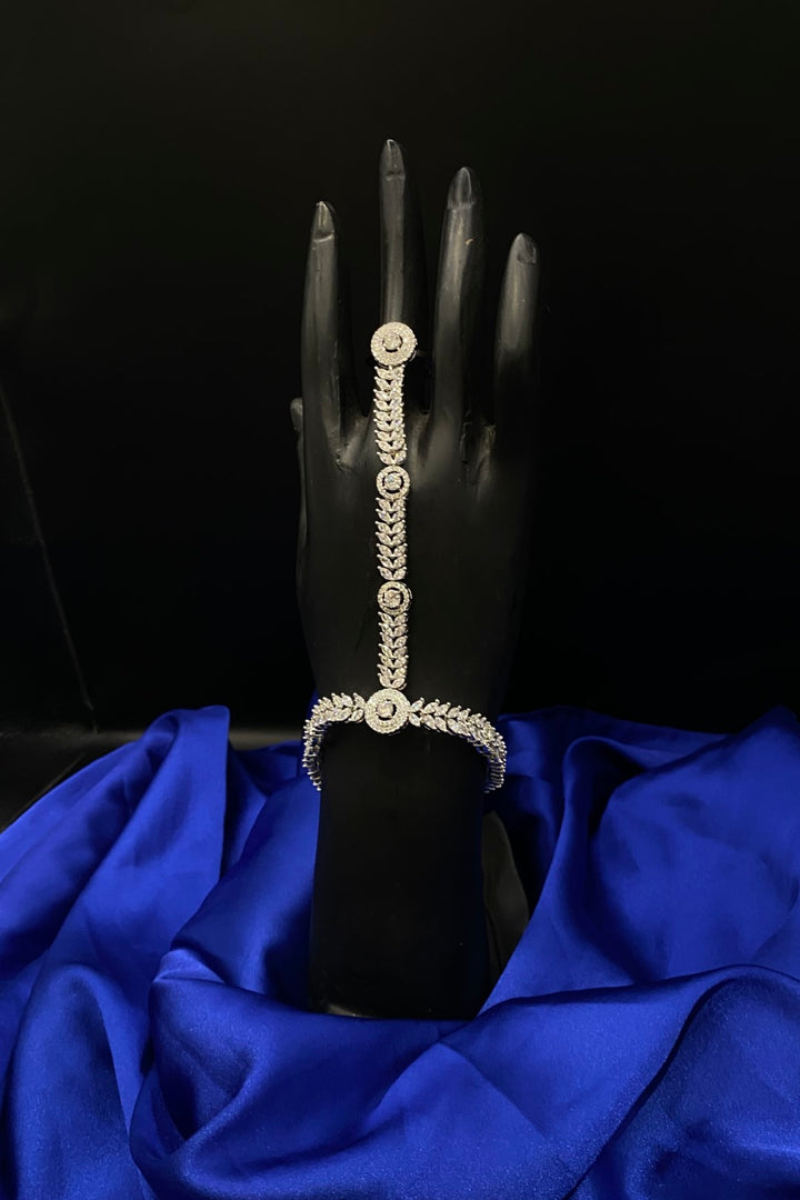 Aradhya Diamond Engagement Hathphools