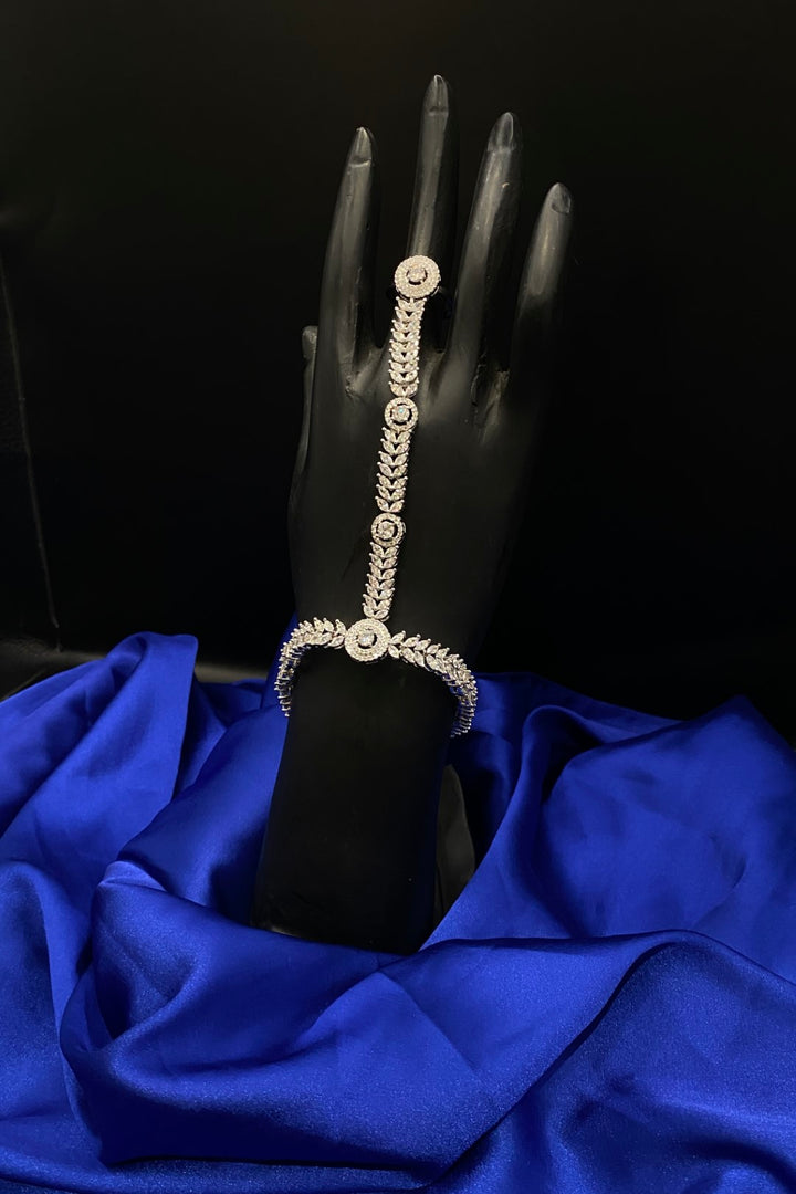 Aradhya Diamond Engagement Hathphools