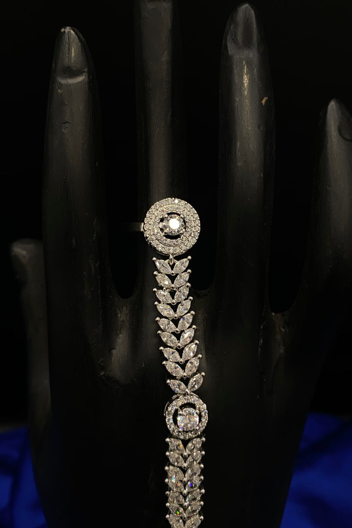 Aradhya Diamond Engagement Hathphools