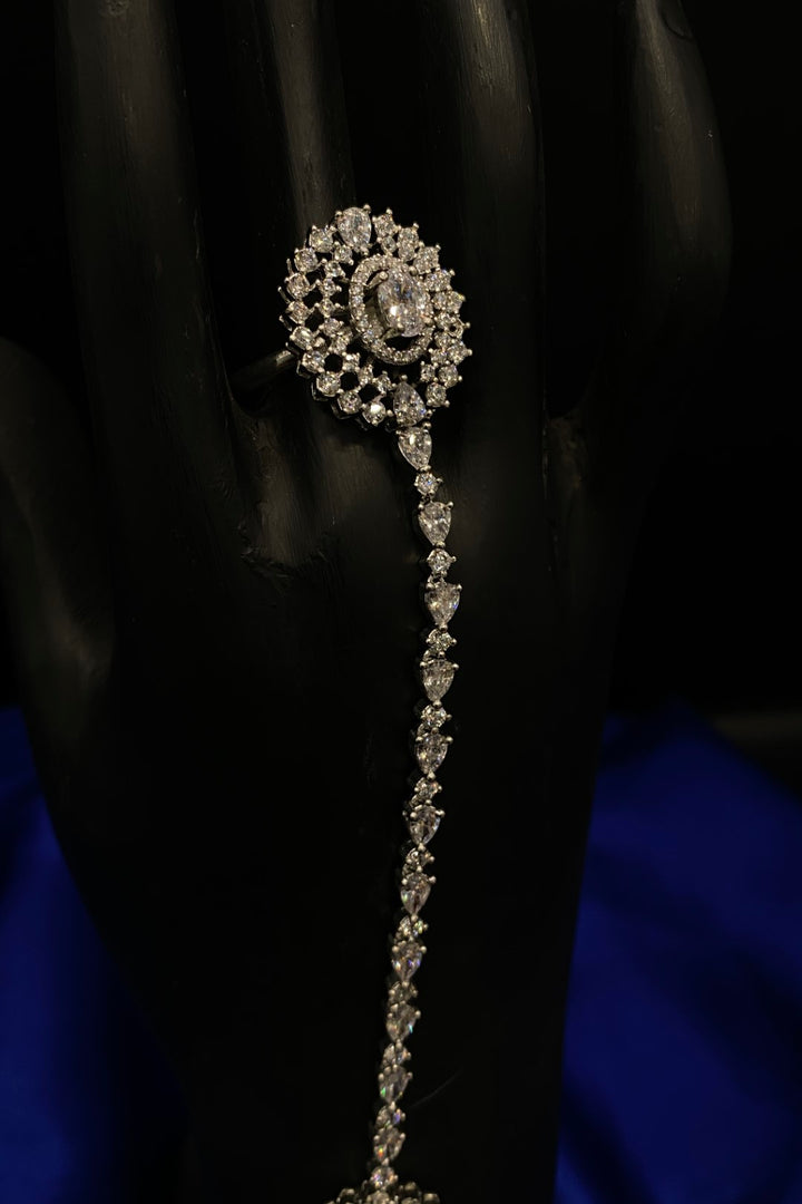 Sunakshi Diamond Engagement Hathphools