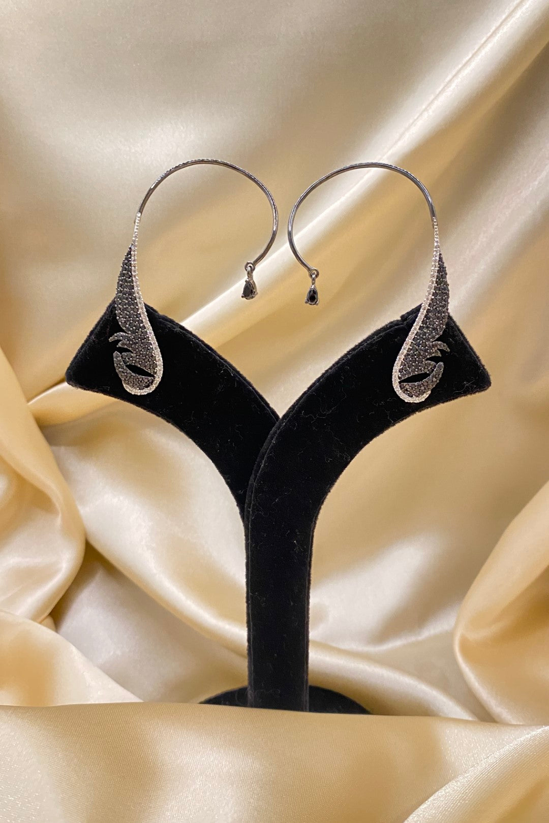 Norway Light Ear Cuffs Earrings